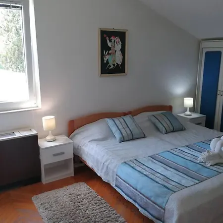 Dubrovnik: Near The Old Town *