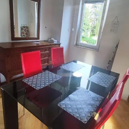 Dubrovnik: Near The Old Town Apartment *