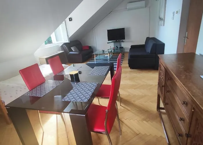 Dubrovnik: Near The Old Town * Dubrownik