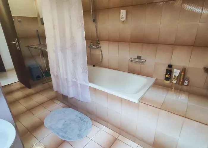 Dubrovnik: Near The Old Town * Dubrovnik